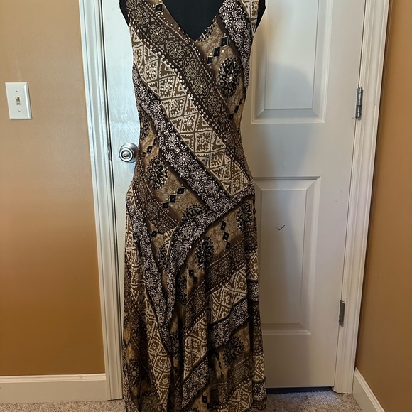 Rabbit Rabbit Rabbit Brown Patterned Wrap Maxi Dress - Picture 2 of 9